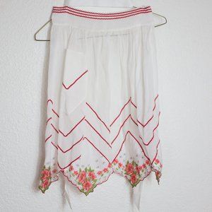 Antique 1940's Embroidered Rick Rack Hankie Apron